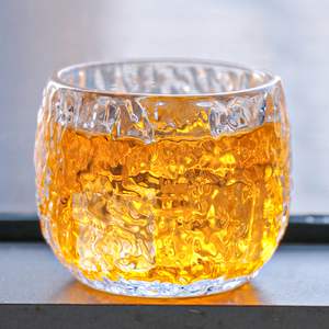 Vente en gros de <span class=keywords><strong>petite</strong></span> tasse en verre d'eau potable <span class=keywords><strong>réutilisable</strong></span> pour la maison de restaurant moderne cristal clair mini tasse à thé en verre - Product Image 1