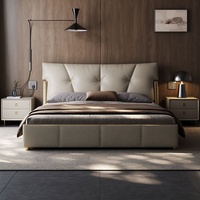 Lit plateforme moderne de luxe en cuir capitonné, taille King, avec tête de lit rembourrée douce