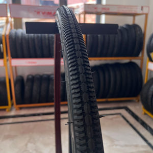 Chambre à air de vélo de haute qualité fabriquée au Vietnam, en caoutchouc naturel, 26x1x3-8, garantie de 12 mois - Product Image 1