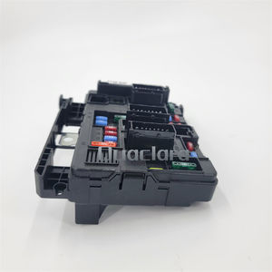 Scatola Fusibili 9650618280 9650618480 9643537880 S118470003 U118470003 S118470005K per Citroen C2 C5 C8 BERLING e Peugeot 206 207 307 406 807 - Product Image 4