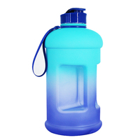 Bouteille de sport en plastique PETG de 2,2 L grande capacité, anti-fuite, avec poignée, pour fitness, extérieur, voyage, sans BPA, écologique, prix usine