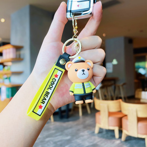 LLavero de oso de policía de dibujos animados creativo más nuevo de 2025, colgante de bolsa de muñeca de goma suave, regalo pequeño para evento promocional - Product Image 3