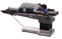 Table d'opération électrique en acier inoxydable pour bloc opératoire orthopédique hospitalier