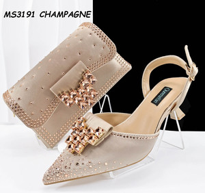 Set di Lusso 2026 <span class=keywords><strong>con</strong></span> Borsa Clutch Glitterata e <span class=keywords><strong>Scarpe</strong></span> <span class=keywords><strong>con</strong></span> <span class=keywords><strong>Tacco</strong></span> Alto per Donna, Stile Italiano - Product Image 2