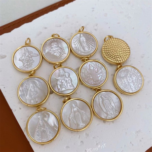 Collar Religioso <span class=keywords><strong>de</strong></span> la Virgen María con Concha Redonda Minimalista, Chapado en Oro <span class=keywords><strong>de</strong></span> 18K, Resistente al Deslustre, Regalo para el Día <span class=keywords><strong>de</strong></span> la Madre - Product Image 2