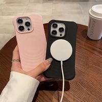 Étui de téléphone portable magnétique populaire pour iPhone 16 15 Pro Max nouveaux accessoires de Smartphone populaires