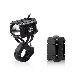 Projecteur LED Moto Haute Puissance Trois Couleurs (Rouge, Jaune, Blanc) Clignotant, Feux Auxiliaires de Remplacement, Garantie 2 Ans, Effet Brouillard Demon - Product Image 1