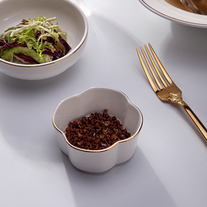Guangzhou Vente Loisirs Lenues Creative Irrégulière Forme Unique Blanc Or Bord Porcelaine Soucoupe Bol Salé Condiment Plat Ramequin - Product Image 6