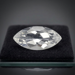 พลอยเทียมสีขาวต่อชิ้นแบบเหลี่ยมเพชรพลอยเทียมสีขาวธรรมชาติ1.5X3mm - Product Image 1