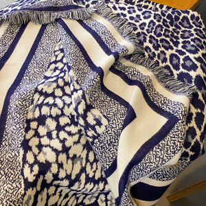 Mode léopard motif polaire couverture Ponchos pour femmes grand carré acrylique cachemire carré écharpe enveloppes châles hiver - Product Image 6