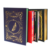 Éditions Spéciales Exclusives : Livre à Couverture Rigide Estampillée à Chaud Or, Pages Intérieures Imprimées en Couleur et Bords Pulvérisés