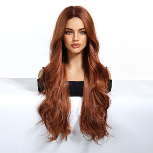 Peluca de Cabello Sintético Naranja de 28 Pulgadas, Fibra de Alta Temperatura, Ondas Sueltas y Ondas Corporales, Marrón Claro, Sin Pegamento, Gorra Ajustable - Product Image 4