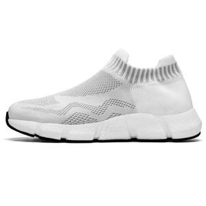 Venta al por mayor <span class=keywords><strong>Flying</strong></span> Weaving <span class=keywords><strong>Dick</strong></span> Sole zapatillas antideslizantes de moda cómodos zapatos casuales transpirables para invierno primavera Running - Product Image 2