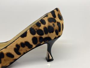 รองเท้าส้นสูงผู้หญิง<span class=keywords><strong>พิมพ์</strong></span>ลายเสือดาวกำมะหยี่ปลายแหลมกว้างแคบรองเท้าเดี่ยวปิดแบบสลิปออนแฟชั่นปากตื้นสุดเซ็กซี่ - Product Image 3