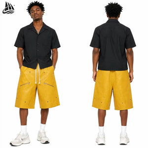 Shorts en similicuir <span class=keywords><strong>jaune</strong></span> moutarde personnalisables pour <span class=keywords><strong>homme</strong></span>, effet croco, avec poches zippées et taille élastique, style streetwear - Product Image 3