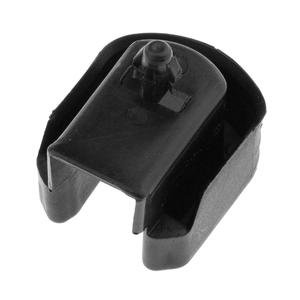 บูชฝาท้ายขวา Chevy Silverado 1500 รุ่น 84331136 แบบพลาสติกกดเข้ารู แยกส่วน - Product Image 4