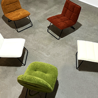 Fauteuil Pliable de Salon avec Structure en Fer, Capacité Robuste de 136 kg, Assise et Dossier Rembourrés en Velours, Rangement Compact, Chambre Moderne