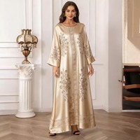 Robe longue ethnique pour femmes musulmanes, longueur cheville, manches longues, personnalisable ODM, légère et respirante en polyester, pour mariage et usage quotidien