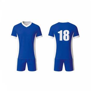 Hochwertiges Unisex Fußballtrikot mit individuellem Wärmeübertragungsdruck, 100% Polyester, schnelltrocknend, atmungsaktiv und schweißableitend, Kurzarm - Product Image 3