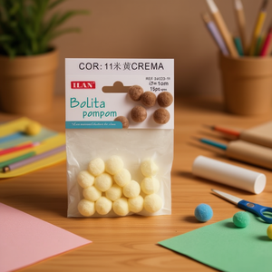 Pompon in Lana Ilan 1,5 Cm Colore Crema per Decorazioni Artigianali - Product Image 3