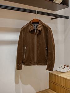 Veste bomber décontractée pour homme en velours chamois de style italien, col rabattu, 280g, logo sur le devant, coupe-vent - Product Image 4