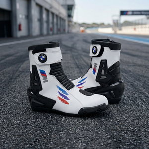 Botas de moto para hombre, blancas y negras, con punta cerrada, cierre de velcro, suela de goma resistente a la abrasión, entresuela de EVA - Product Image 3