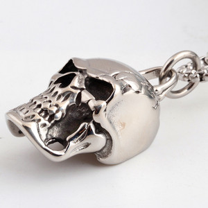 Collar con colgante de calavera de acero inoxidable de 21 mm, estilo retro punk, joyería para fiestas de Halloween - Product Image 2