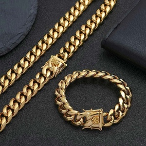 Collier et bracelet cubains plaqués or 8 mm en acier inoxydable ZYO personnalisés pour hommes – Parures de bijoux tendance - Product Image 6