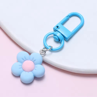 Gantungan Kunci Bunga Daisy PVC Baru, Aksesoris Tas Bunga Warna-warni Lucu, Gantungan Kunci Casing Earphone, Hiasan Ponsel