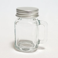 Mini bocaux en verre Mason gravés sur mesure avec logo, verre à liqueur avec poignée et couvercle en métal pour spiritueux