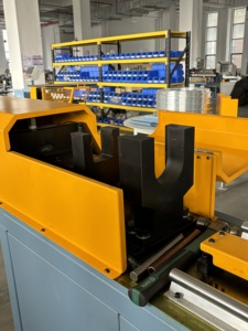 Tự động thủy lực ống đồng lỗ ống Máy Đục Lỗ cho ngành công nghiệp máy nước nóng năng lượng mặt trời - Product Image 3