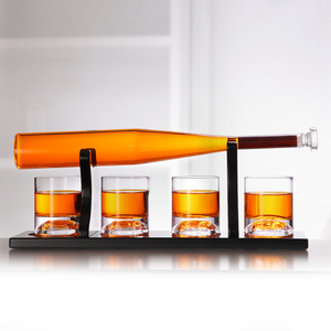Bộ bình rượu Whisky hình gậy bóng chày thiết kế độc đáo, giá tốt nhất, kèm 4 ly rượu Whisky hình gậy bóng chày và đế gỗ - Product Image 3