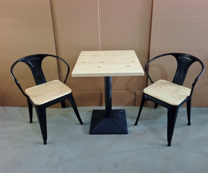 Eettafel En Stoelen Met Houten Stop Restaurant Dinersets Staal Ijzer Zwart <span class=keywords><strong>Tolix</strong></span> Eetkamerstoel En Tafel Voor Evenementen - Product Image 1