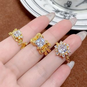 Vintage floreale 20K oro placcato ottone intarsiato con zircone e pietra di luna regolabile accatastabile dichiarazione anello aperto per le donne - Product Image 4