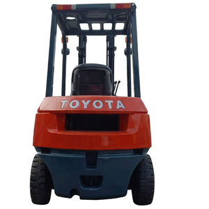 Chariot élévateur diesel Toyota d'occasion FD30 3 tonnes 2/3 étages Fabriqué au Japon Testé et inspecté 4300KG - Product Image 1