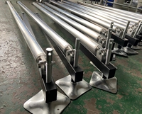 Tour de levage en treillis pour panneaux, avec stabilisateurs en aluminium