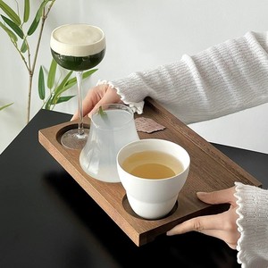 ถาดใส่แก้วกาแฟไม้ ทรงสี่เหลี่ยม 2-3 ช่อง จัดเก็บอเนกประสงค์บนโต๊ะ สำหรับเครื่องดื่มและขนม  ผิวเคลือบเงา - Product Image 4