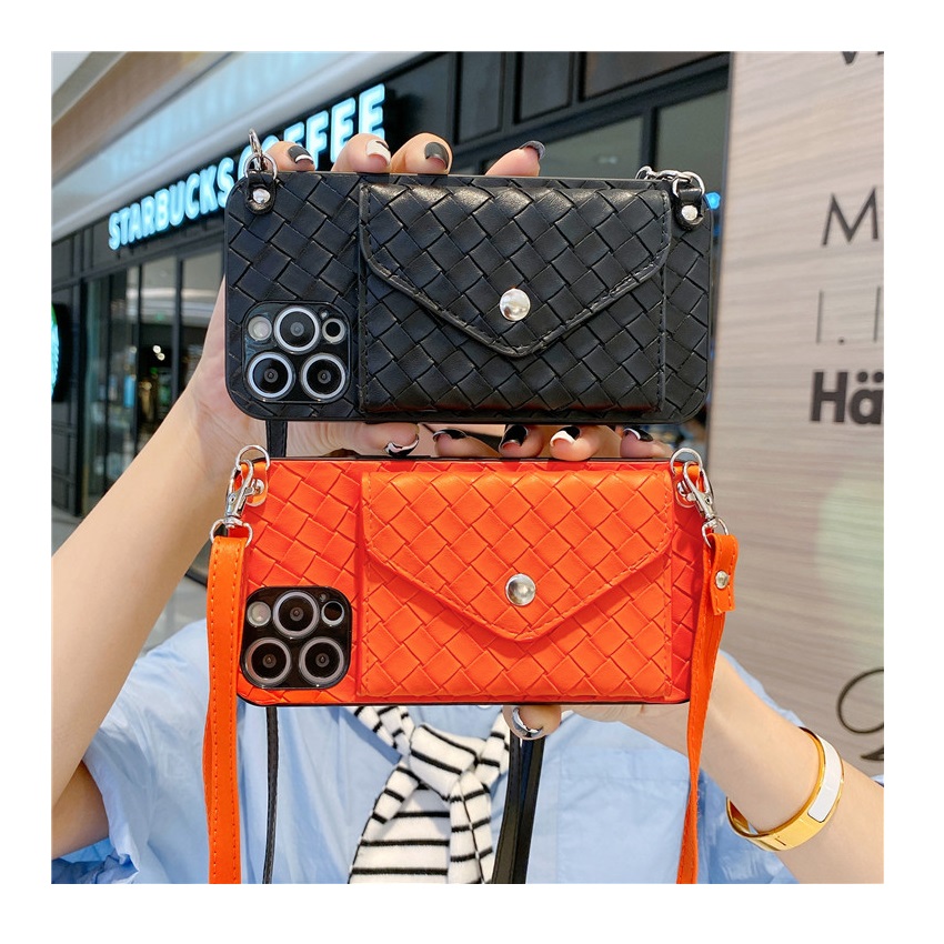 Amazon.com: Bolso cruzado para mujer, con borlas grandes, pequeño para  teléfono celular, bolso de hombro, de cuero, para viaje, tarjeta RFID, bolso  de mano para iPhone 11 SE 11 Pro Xr X