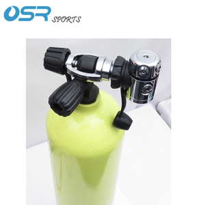 Adaptateur Din à Yoke 1 pièce Régulateur de <span class=keywords><strong>plongée</strong></span> <span class=keywords><strong>sous</strong></span>-<span class=keywords><strong>marine</strong></span> Accessoires de réservoir 1er étage avec <span class=keywords><strong>bouchon</strong></span> anti-poussière - Product Image 4