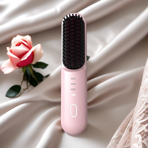 Brosse lissante portable USB rechargeable, mini peigne sans fil 2-en-1 pour lisser et boucler les cheveux - Product Image 1