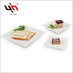 Factory Wholesale White Porcelain Square Dinner Plate Restaurant Ceramic Plate Dinner Set Plate For Hotel Use