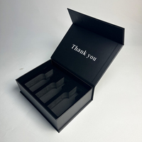 Boîte cadeau rigide magnétique personnalisée de luxe avec insert en mousse à 3 fentes pour flacons de parfum et d'huiles essentielles de 10 ml