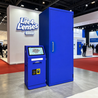 Photomaton personnalisé pour scène d'aéroport, à angle élevé, avec imprimante et appareil photo, en libre-service
