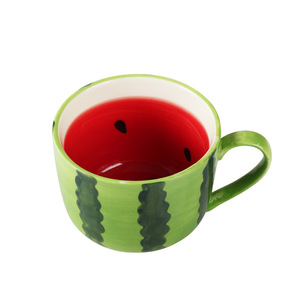 Taza de café de cerámica pintada a mano con sandía, bonita taza clásica de fruta, taza creativa de sandía para café con leche disponible para - Product Image 3