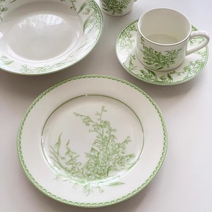 Venta al por mayor de vajilla de cerámica con estampado de lirios del valle en verde pastoral de lujo ligero, taza de café, plato occidental. - Product Image 2