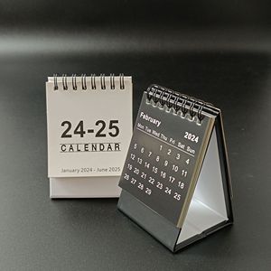 2025 Mini Sáng Tạo Đơn Giản Tiếng Anh Lịch Xách Tay Văn Phòng Máy Tính Để Bàn Đồ Trang Trí Hot <span class=keywords><strong>New</strong></span> Sản Phẩm Giấy Cho Bảng Tường Sử Dụng Với Đồng Hồ - Product Image 2