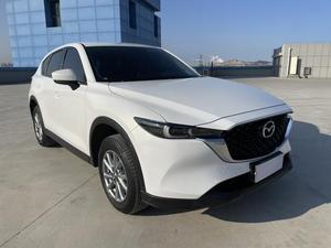 MAZDA <span class=keywords><strong>CX5</strong></span> 2024 USADO, 2.0L, AUTOMÁTICO, 2WD, EDICIÓN COMFORT, 5 PUERTAS, 5 ASIENTOS, SUV DE GASOLINA, 155 CV, INHALACIÓN NATURAL, COLOR BLANCO CON NEGRO - Product Image 3