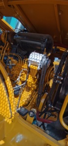 Chargeuse sur pneus Caterpillar 950H d'occasion, modèle 2024, performances puissantes, état impeccable (moteur inclus), 1 an de service après-vente, 18000 kg - Product Image 3