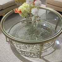 Table basse gigogne moderne en verre doré avec structure en fer, hauteur réglable, pour salon et usage domestique