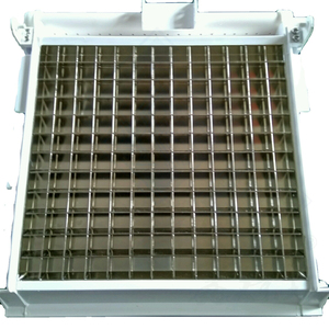 Plateau évaporateur pour machine à glaçons 25x25x25mm en vente - Product Image 3